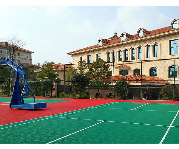 懸浮式拼裝地板 懸浮式拼裝地板